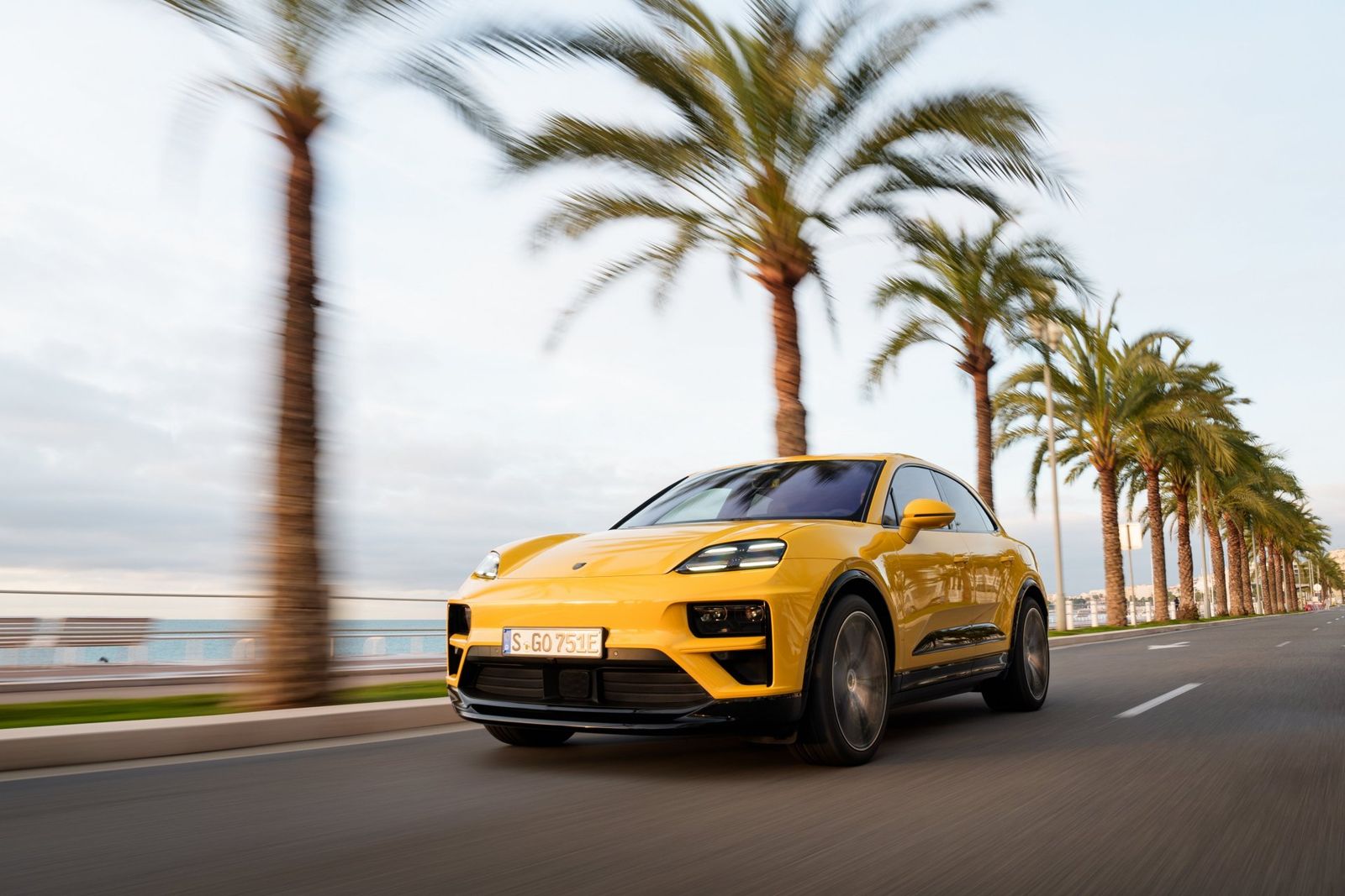 Porsche Macan Turbo Electric