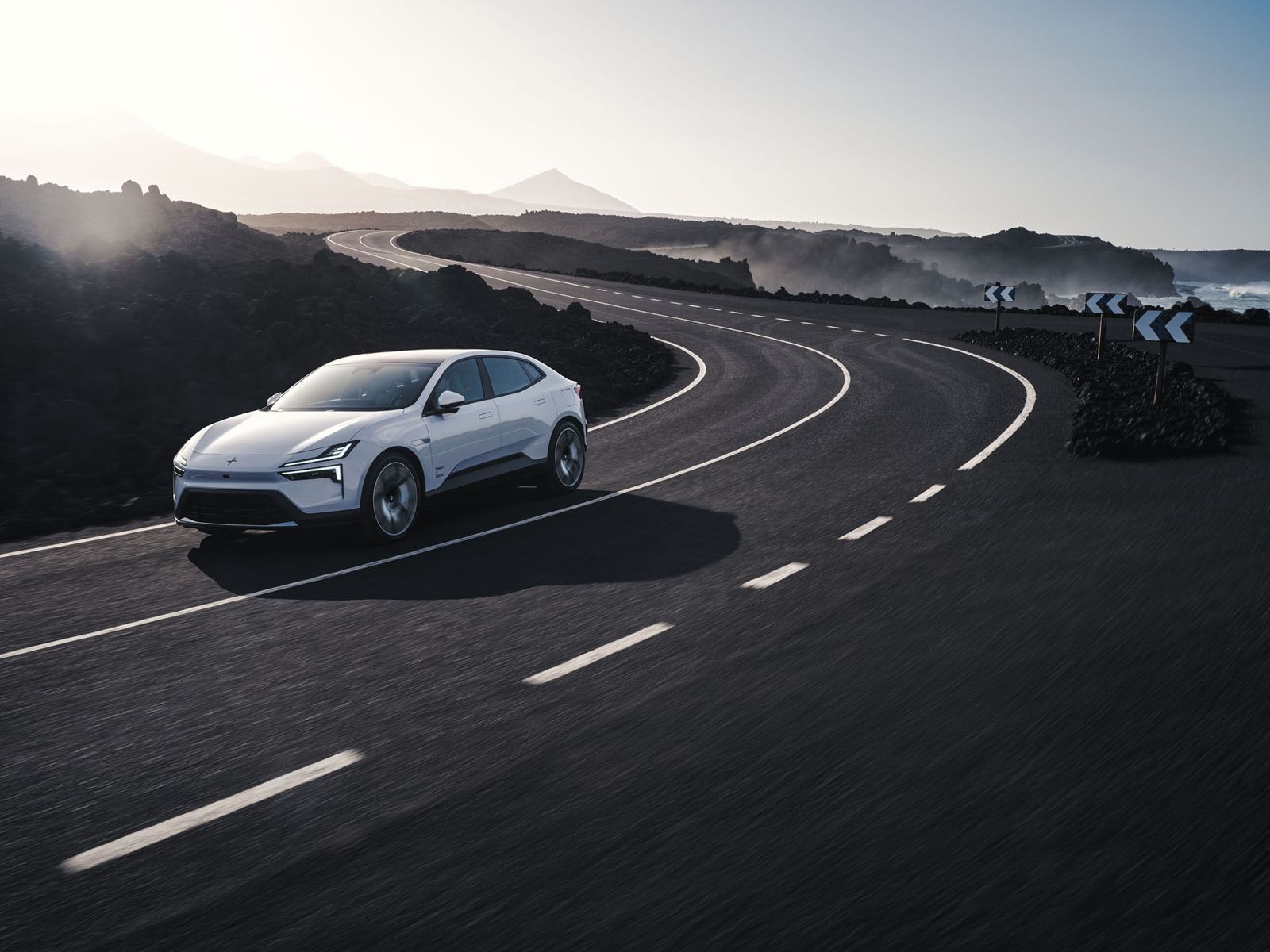 Polestar 4 Coupé Rear Motor Business Edition